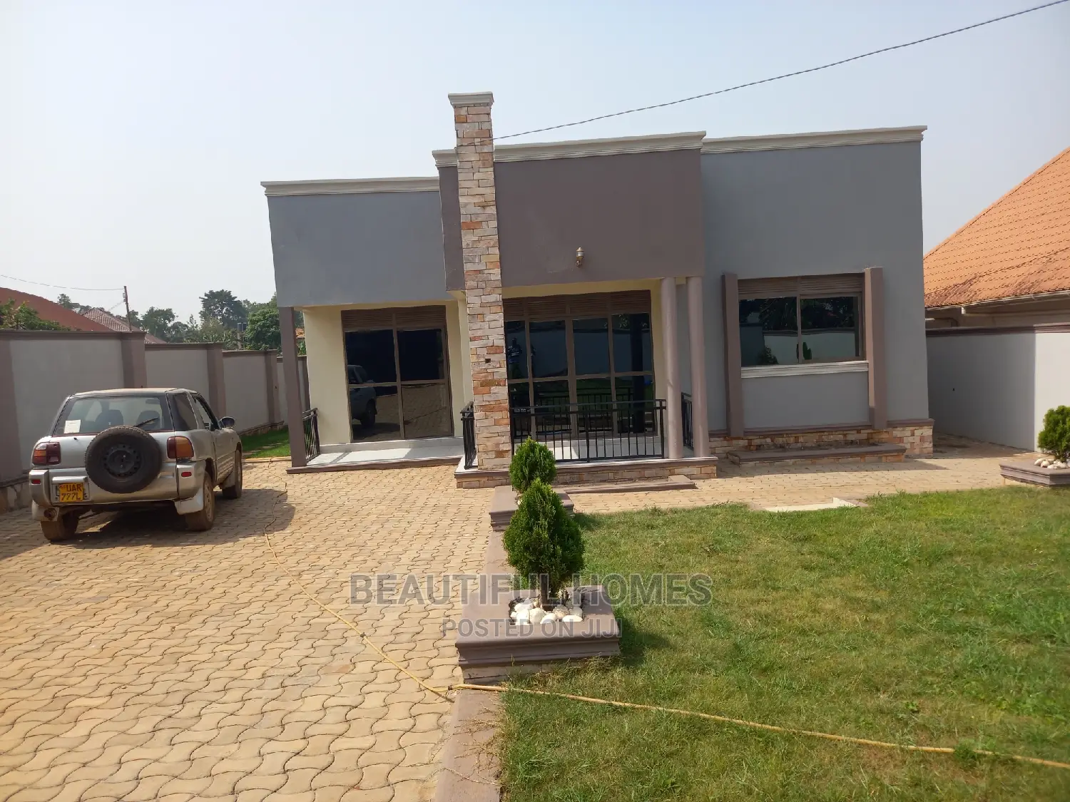Furnished 4bdrm House in Kira for Sale