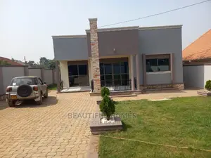Furnished 4bdrm House in Kira for Sale