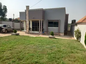 Furnished 4bdrm Bungalow in Kira for sale
