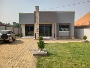 Furnished 4bdrm House in Kira for sale