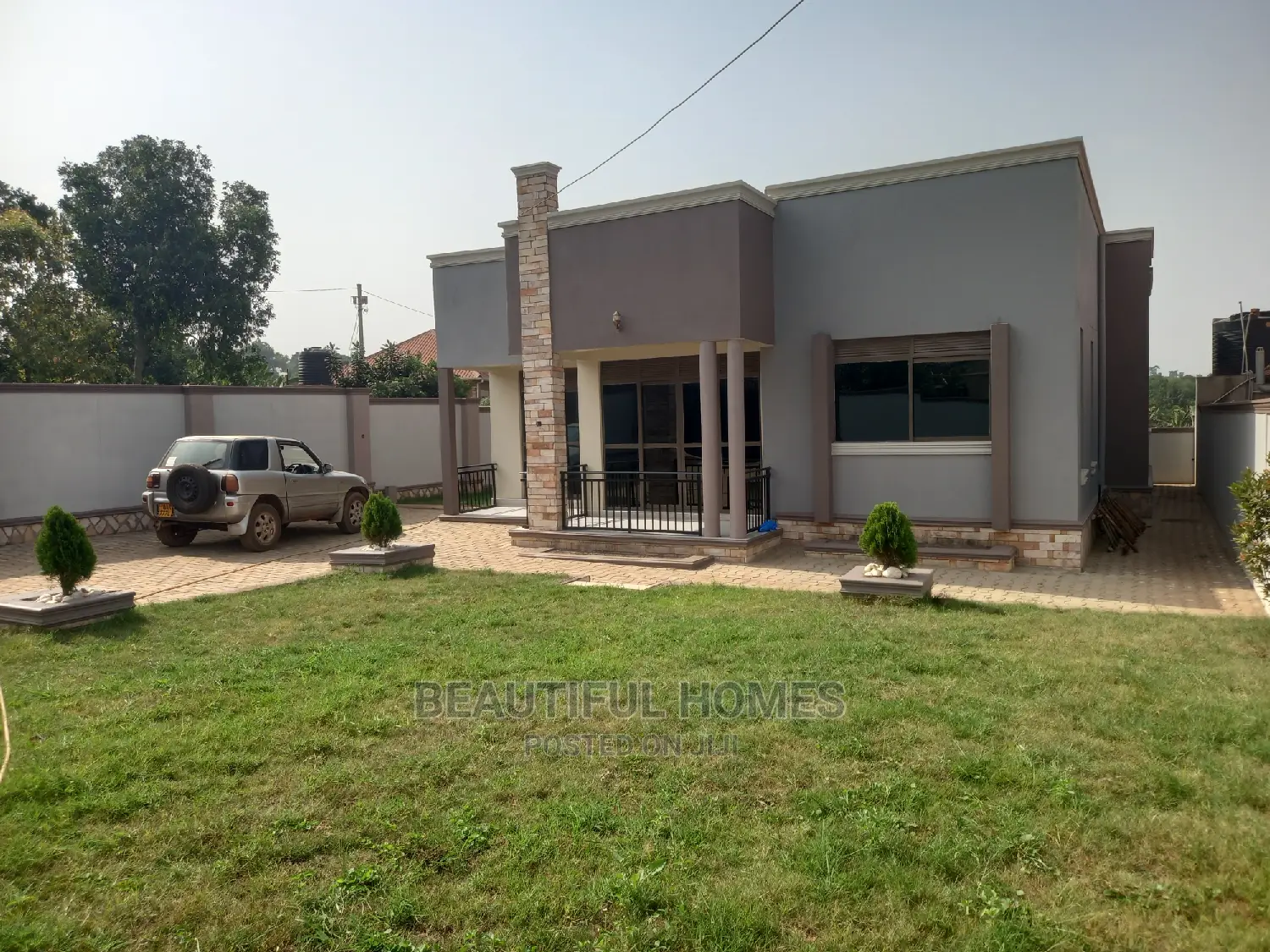Furnished 4bdrm House in Kira for sale