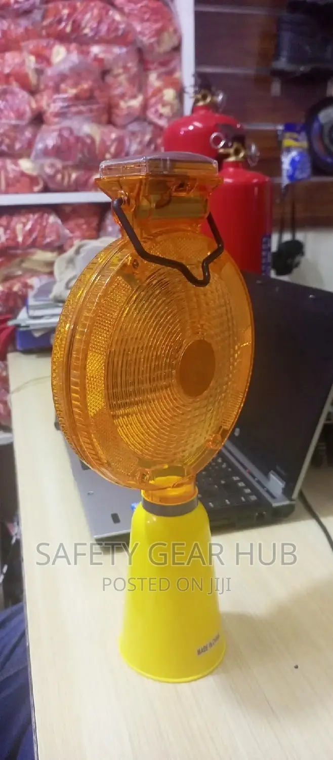 Traffic Caution Lights