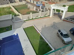 Furnished 6bdrm Mansion in Kyanja Wealthy, Central Division for Sale