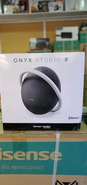 Studio 8 Harman Kardon