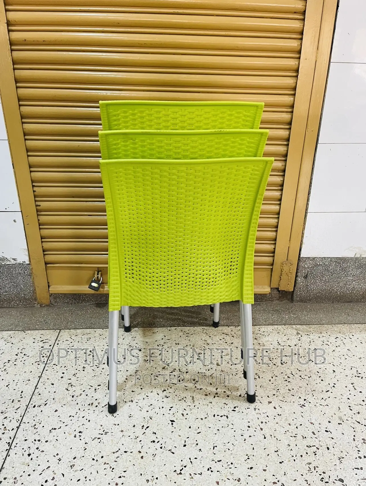 Armless Plastic Chairs (Lemon Green)