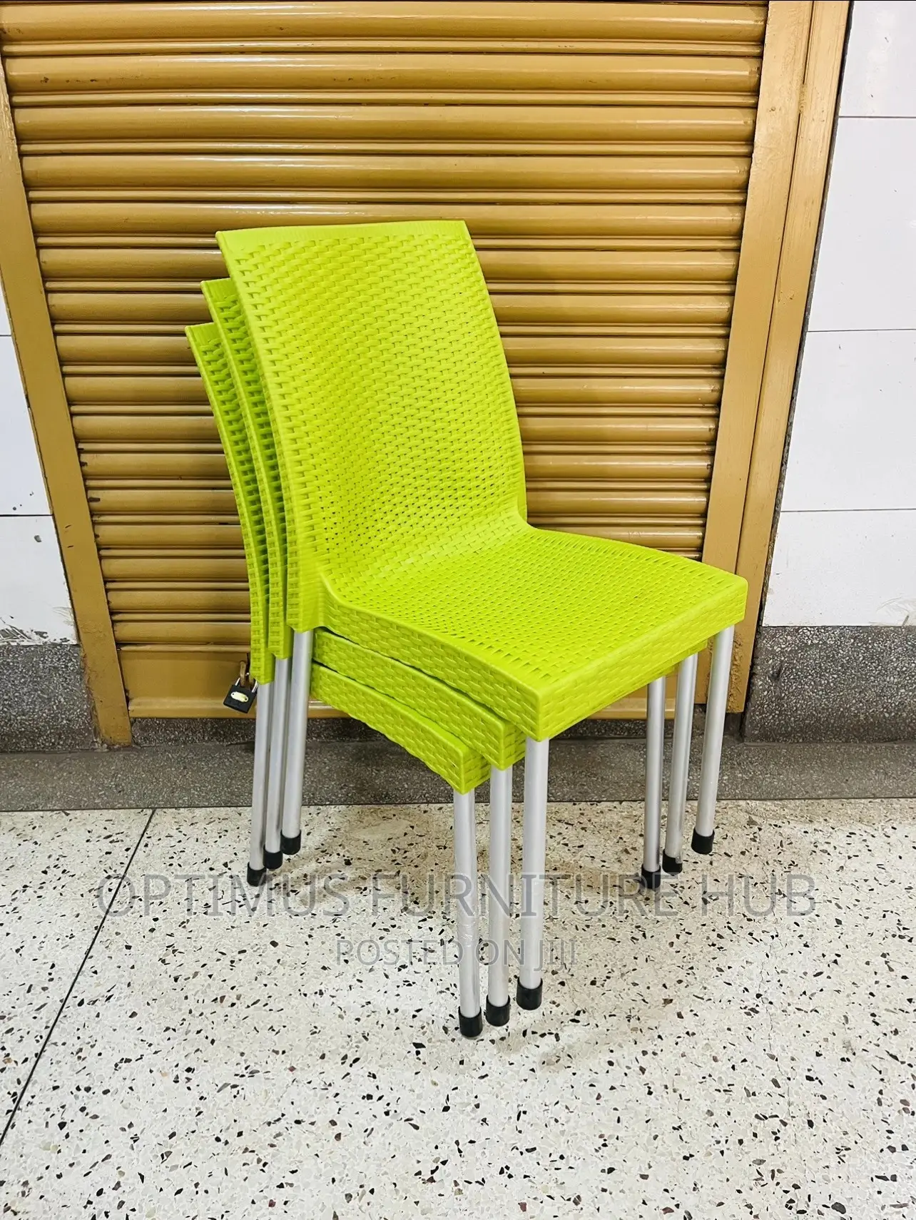Armless Plastic Chairs (Lemon Green)