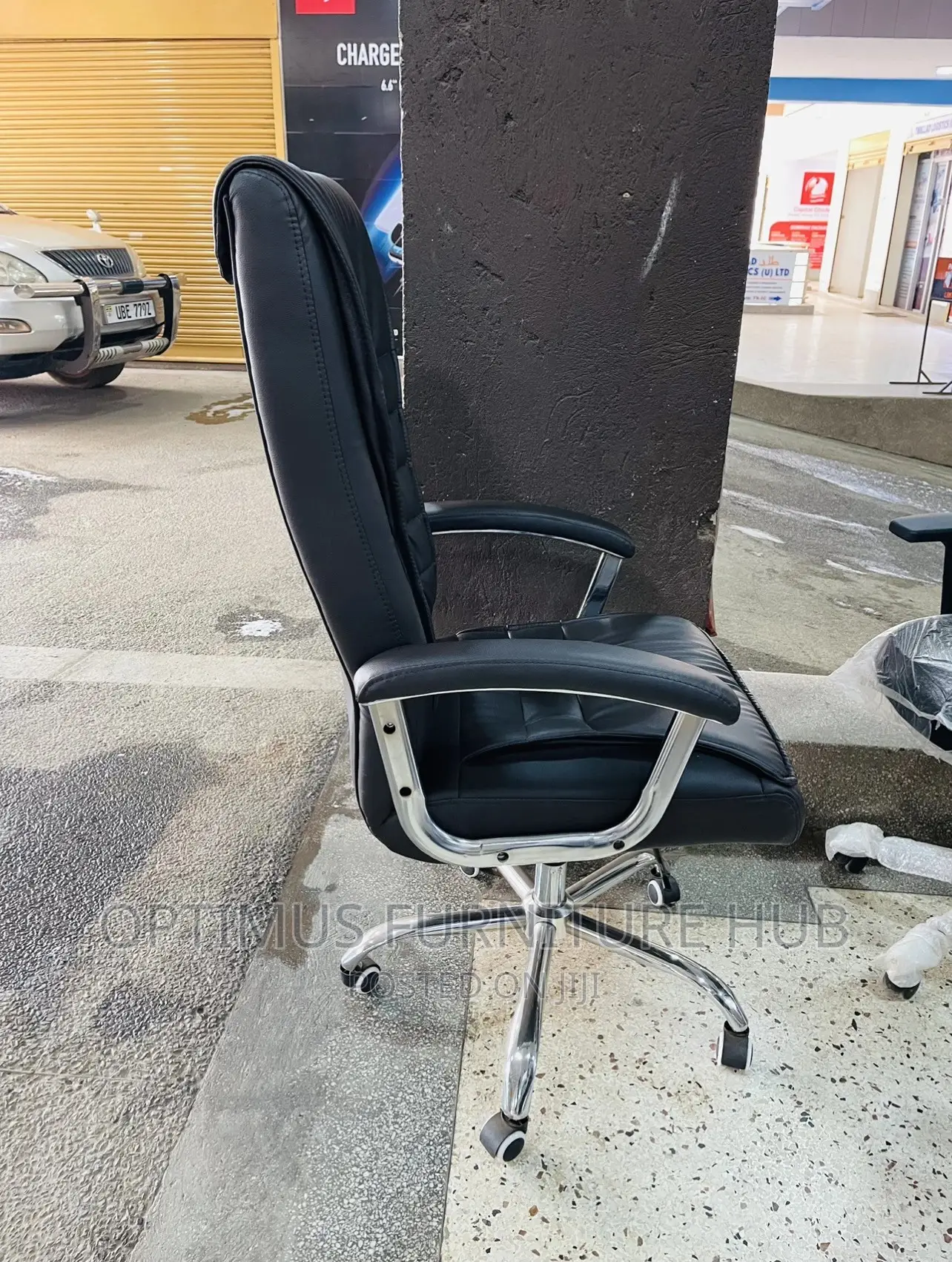 Office Chair (Metallic Handles)