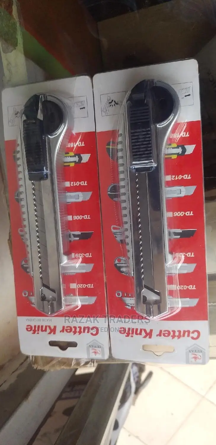 Cutter Knife