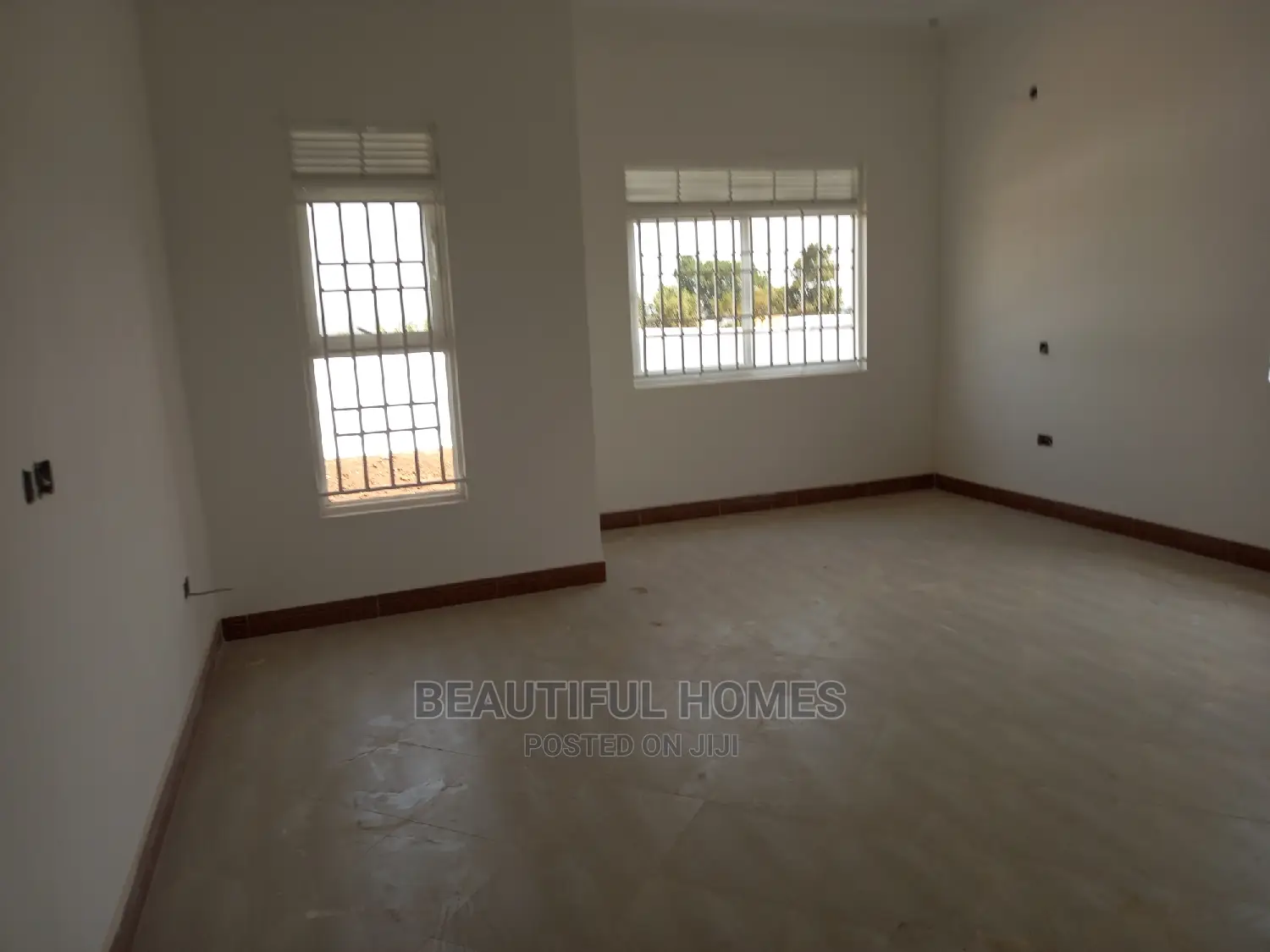 Furnished 4bdrm Bungalow in Kira for Sale