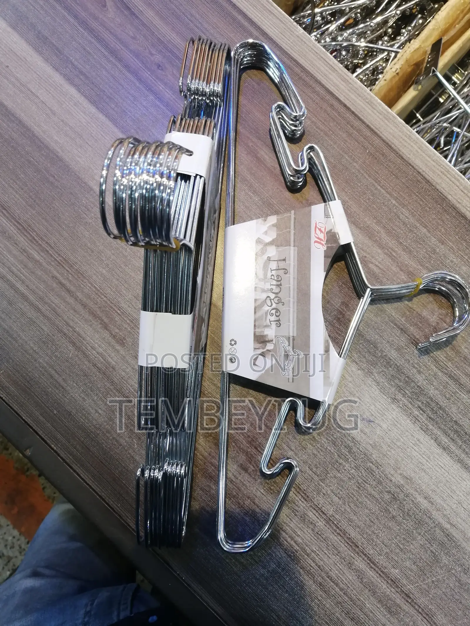 Set Of 10 Steel Hangers