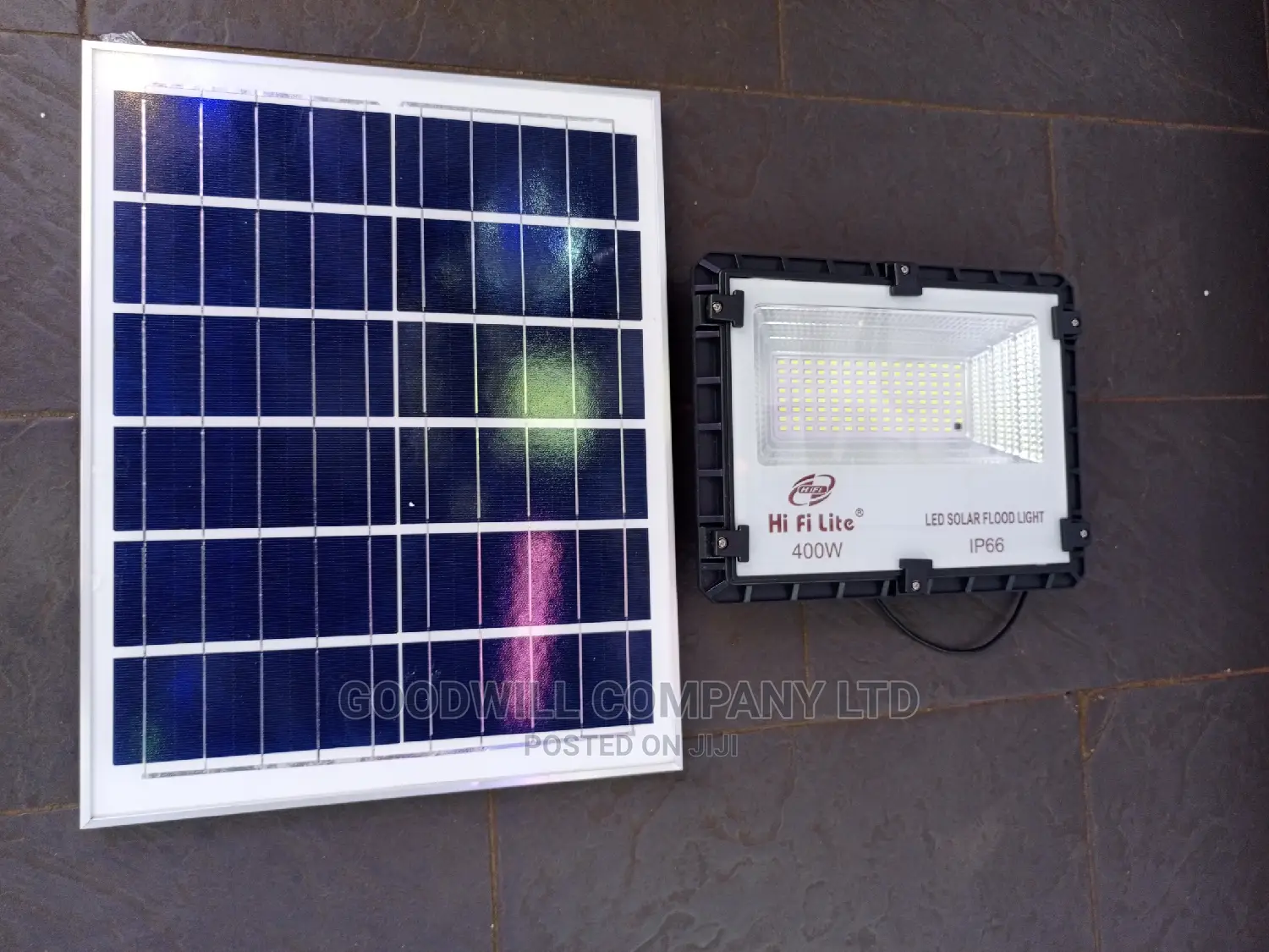 400w Solar Flood Light or Security Light Max