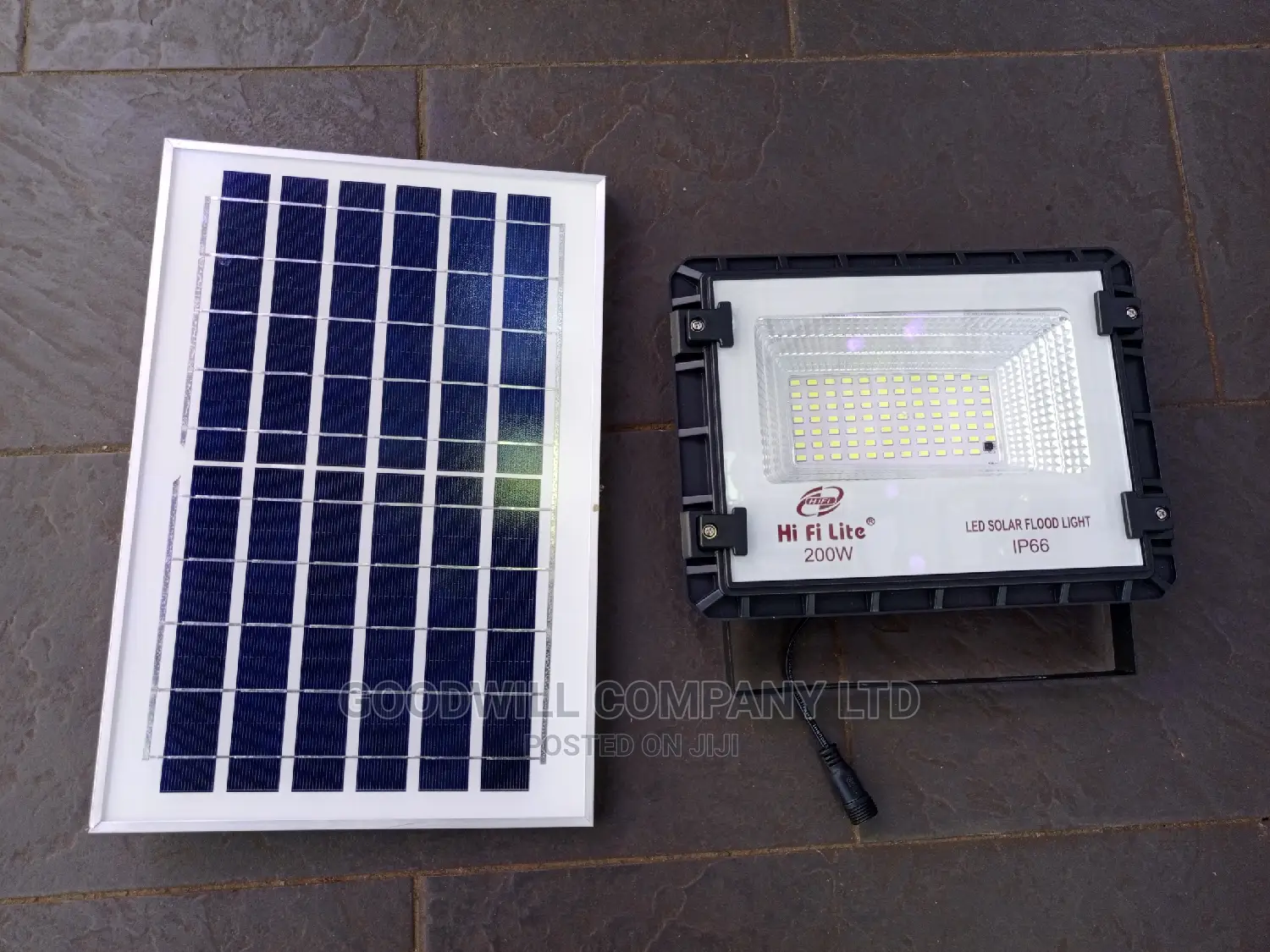 200w Solar Flood Light or Security Light Max