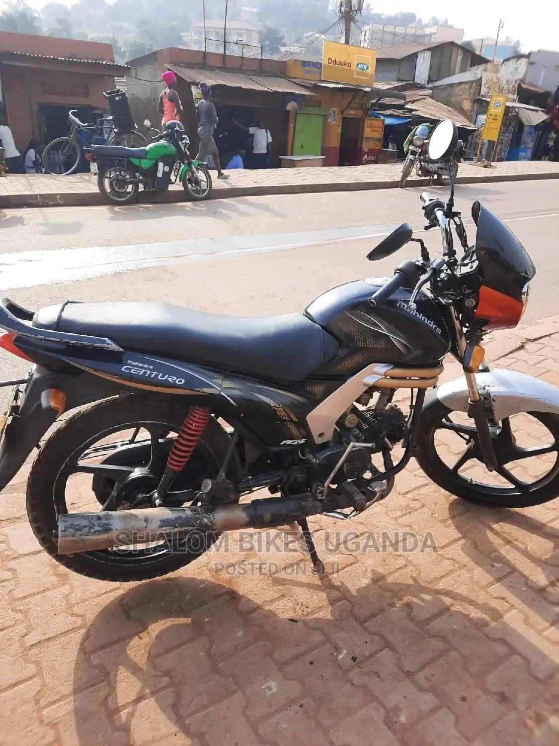Mahindra Centuro 2017 Black