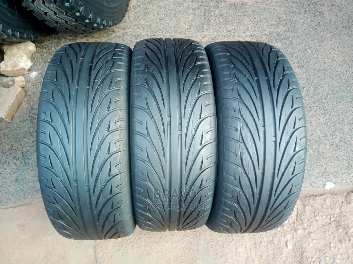 215/45r17 Used