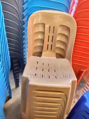 Armless Plastic Nice Chairs