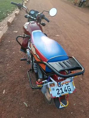 New TVS Apache 160 4V 2022 Red