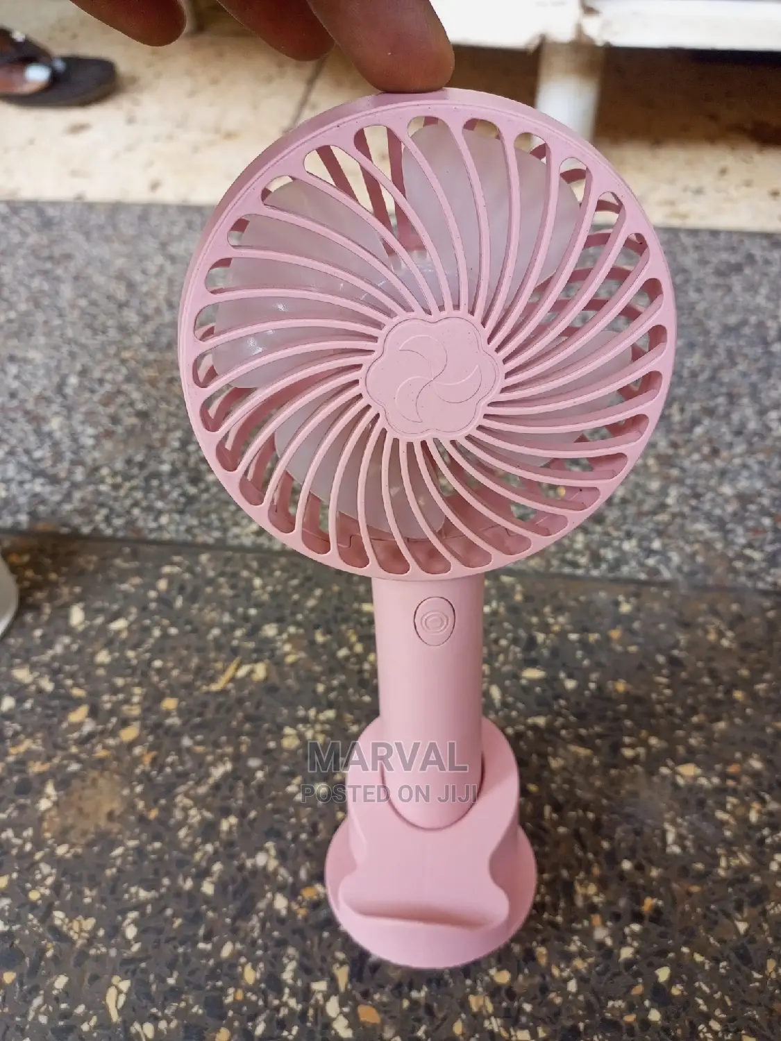 Hand/Make Up Fan