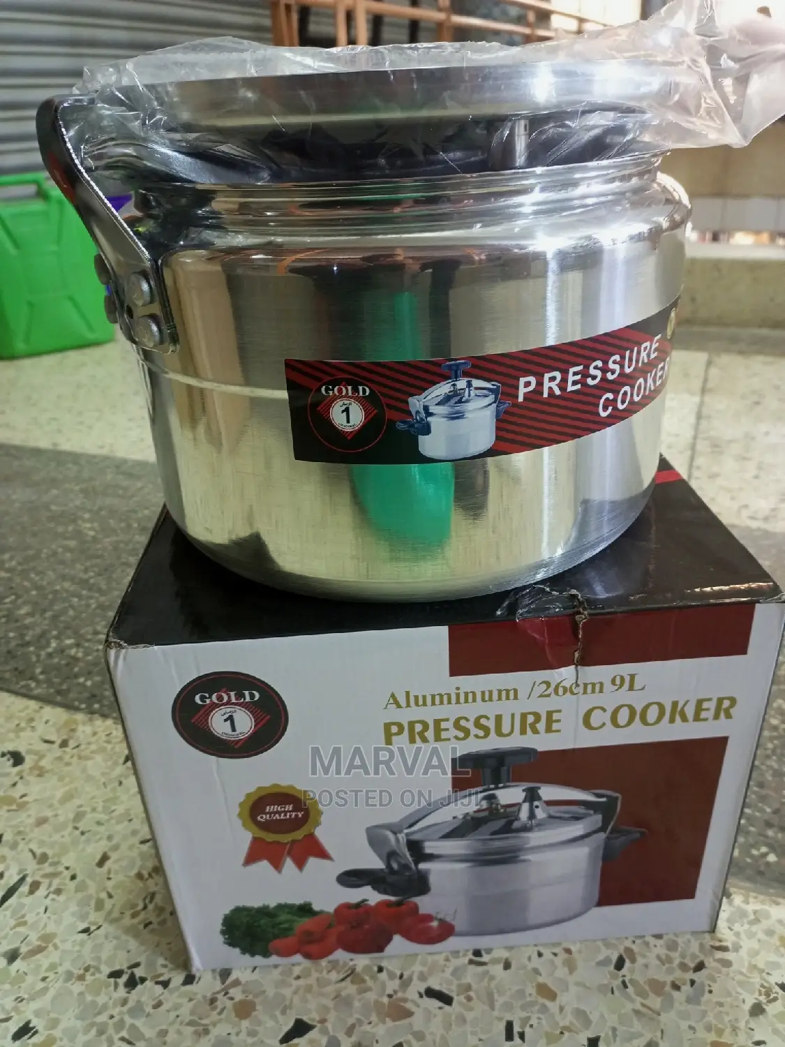 9L Pressure Cooker (Gold)
