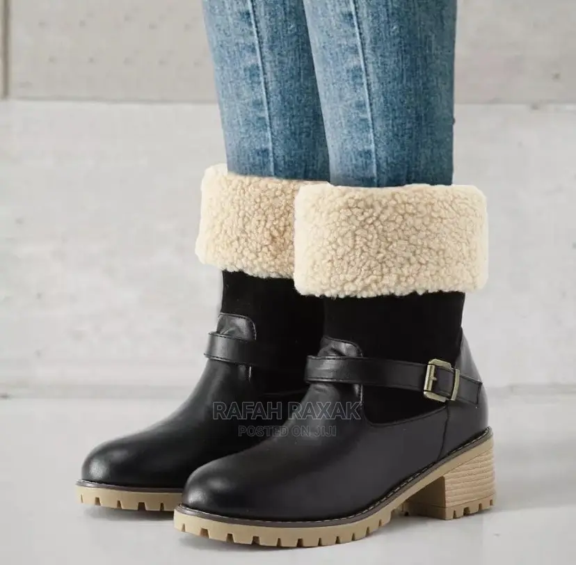 Classic Ladies Fashion Boots