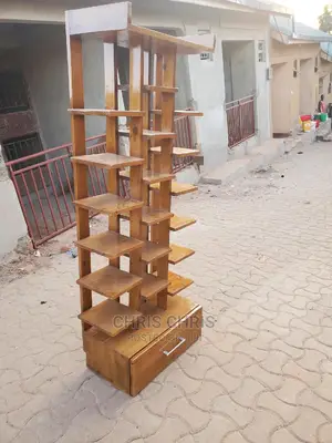 Craft Pallet Shoe Racks