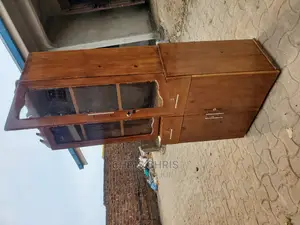 Sideboard/Cupboard of Pure Joined Wood From Strong Pallets