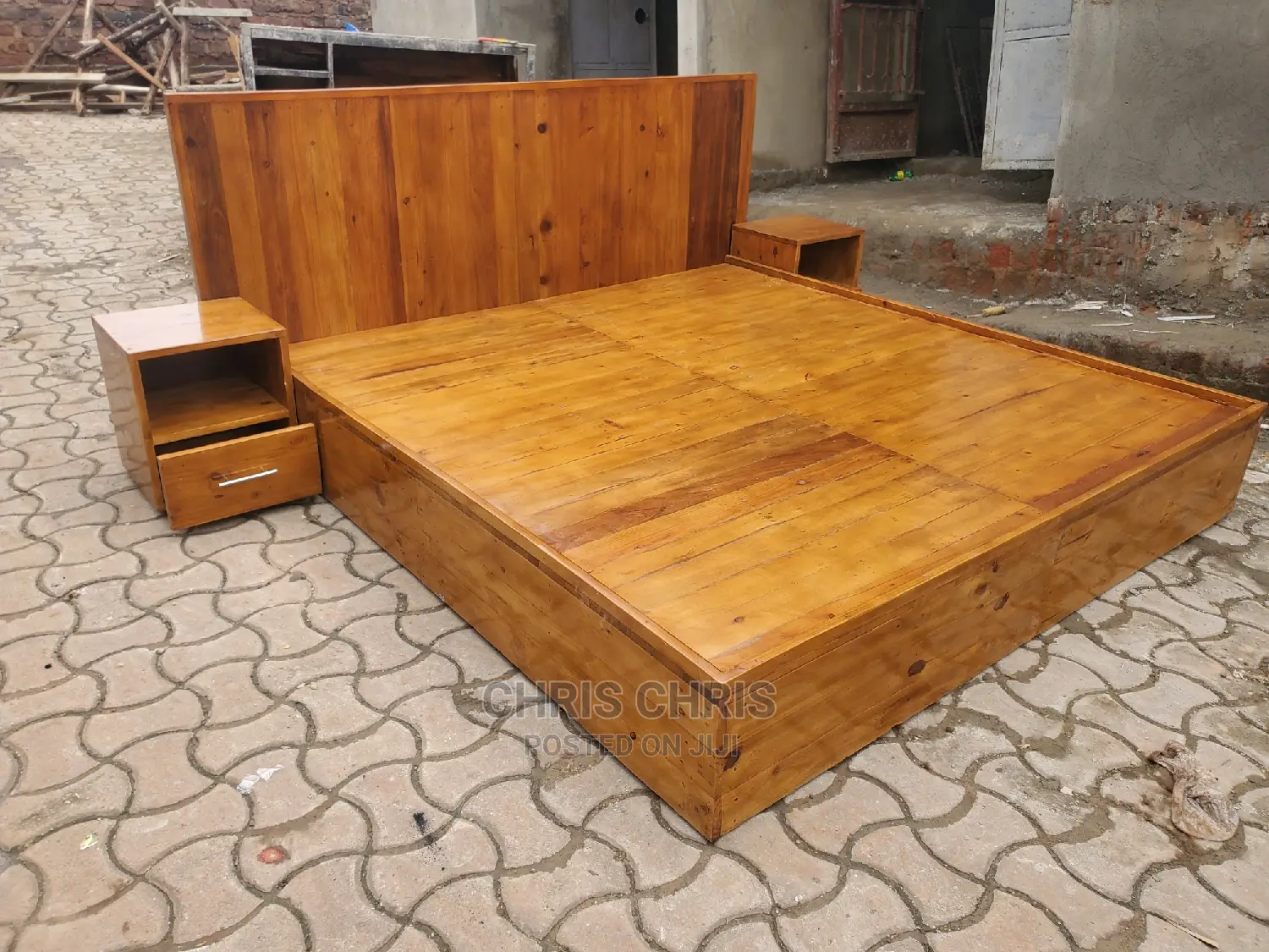 Pallet Bed