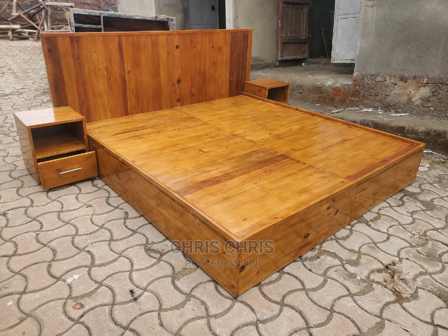 Pallet Bed