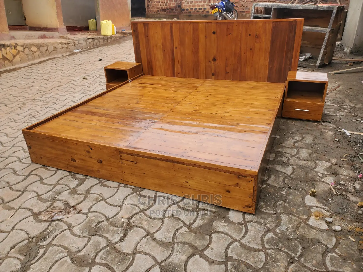 Pallet Bed