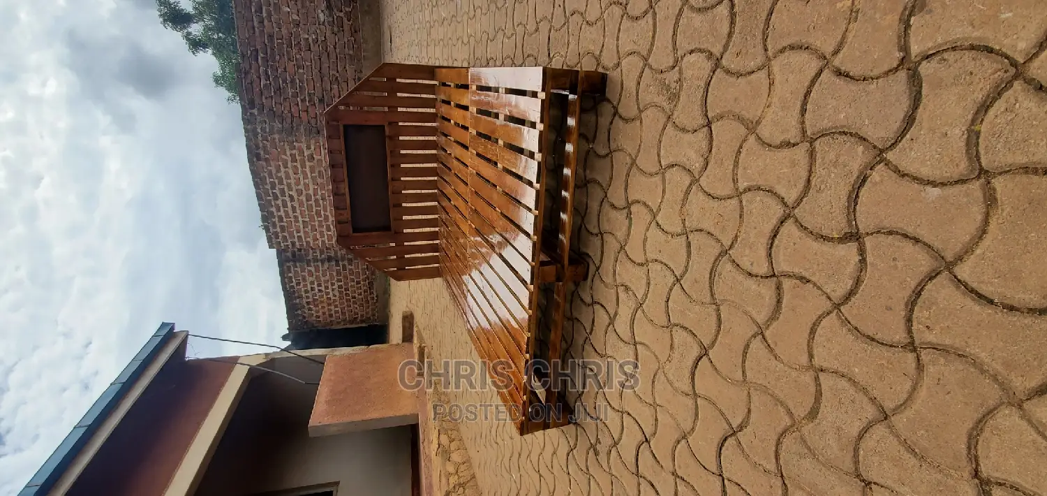 Pallet Beds With Unique Design