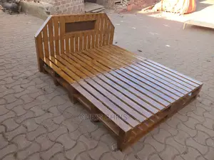 Pallet Beds With Unique Design