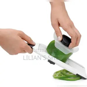 Multifunctional Mandoline Slicer