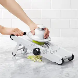 Multifunctional Mandoline Slicer
