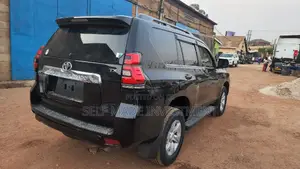 Toyota Land Cruiser Prado 2021 Black