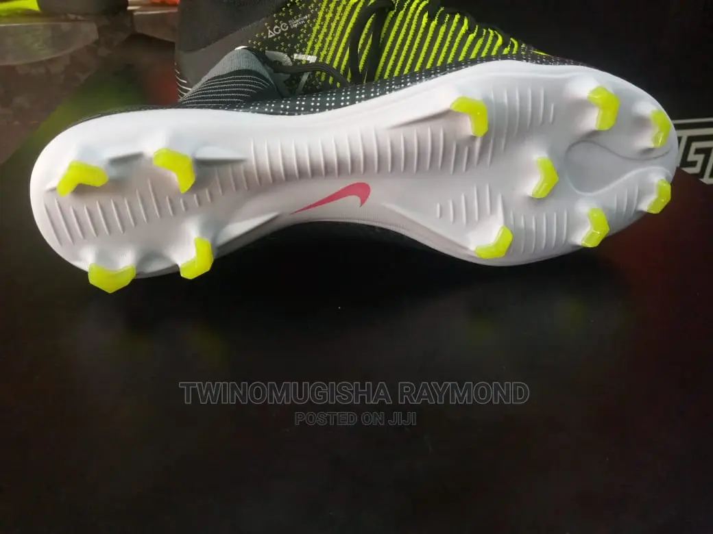 High Ankle Soccer Shoes