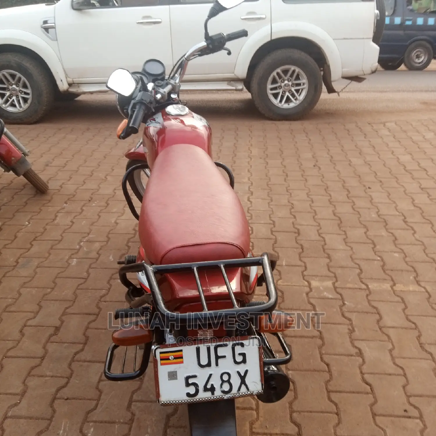 New Bajaj Boxer 125 2021 Red