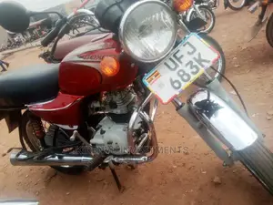 Bajaj Boxer 2020 Purple