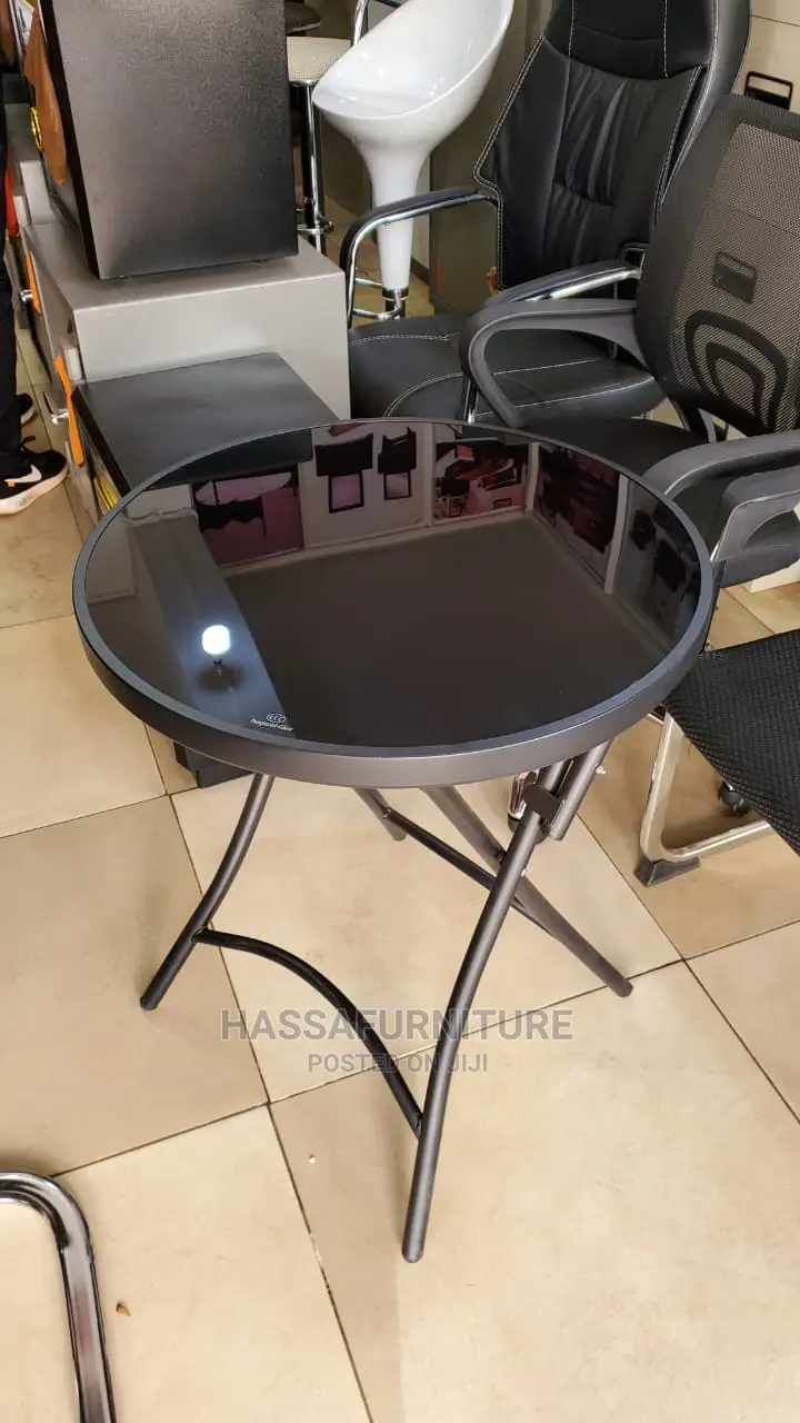 Foldable Glass Table