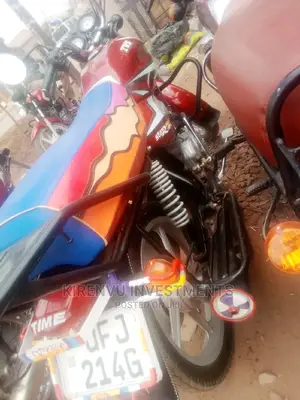 TVS Apache 180 RTR 2019 Red