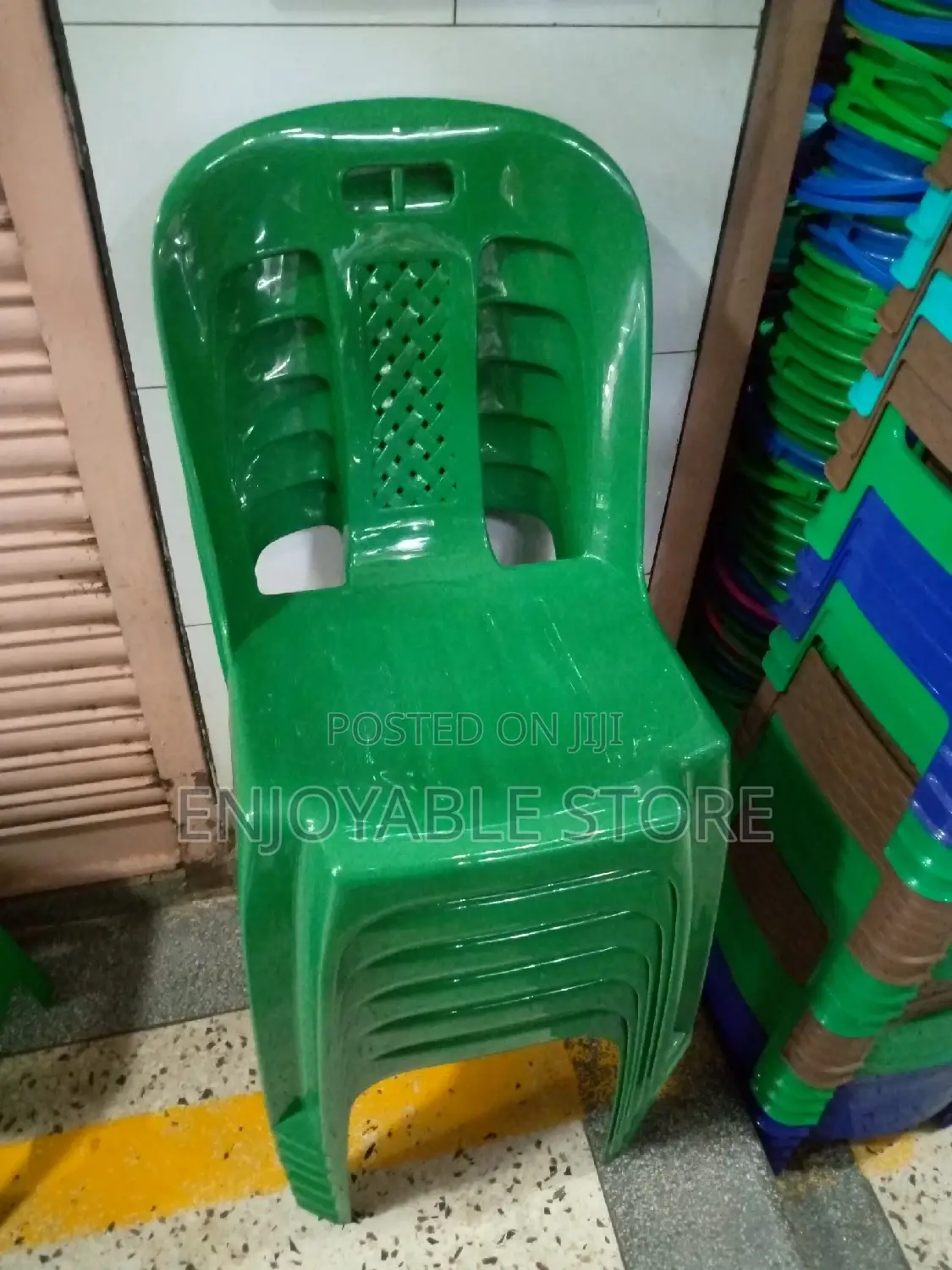 Armless Plastic Chairs
