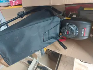 Lawnmore Honda / Grass Cuuter 21inch Self Drive