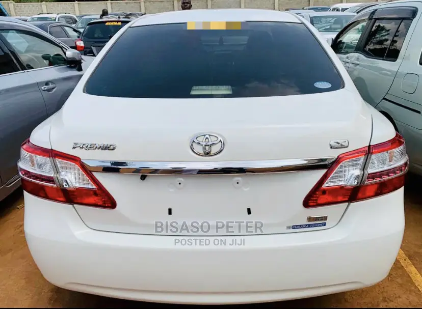 Toyota Premio 1.8 AWD 2014 White