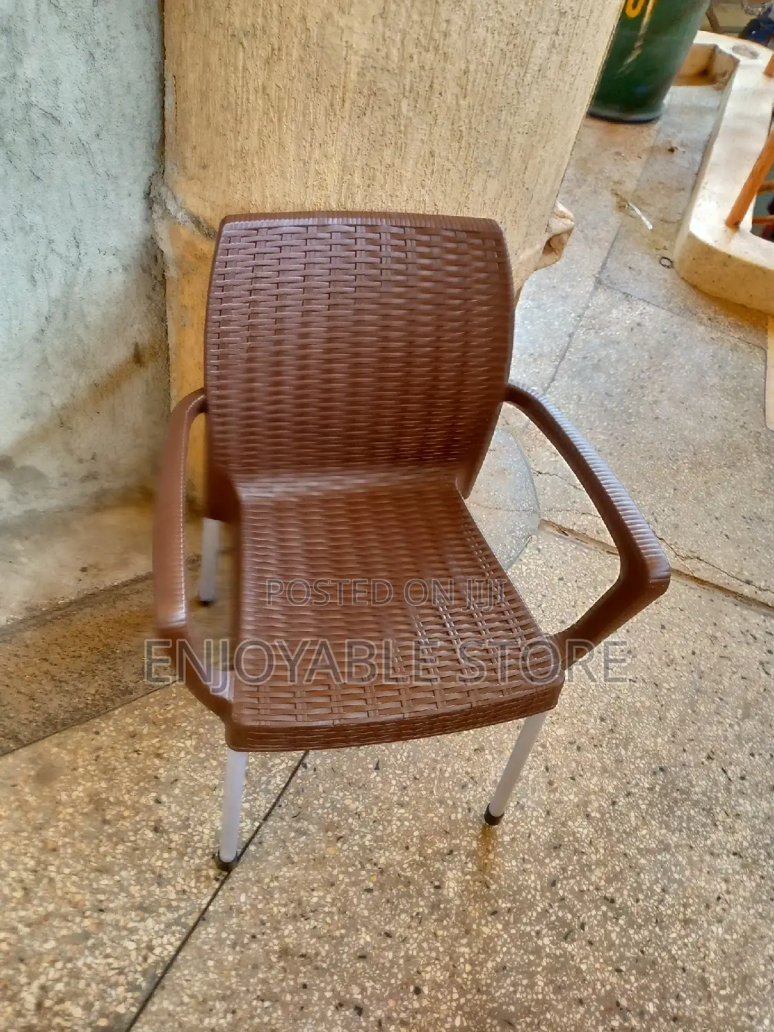 Armrest Plastic Chairs