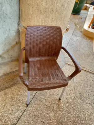 Armrest Plastic Chairs