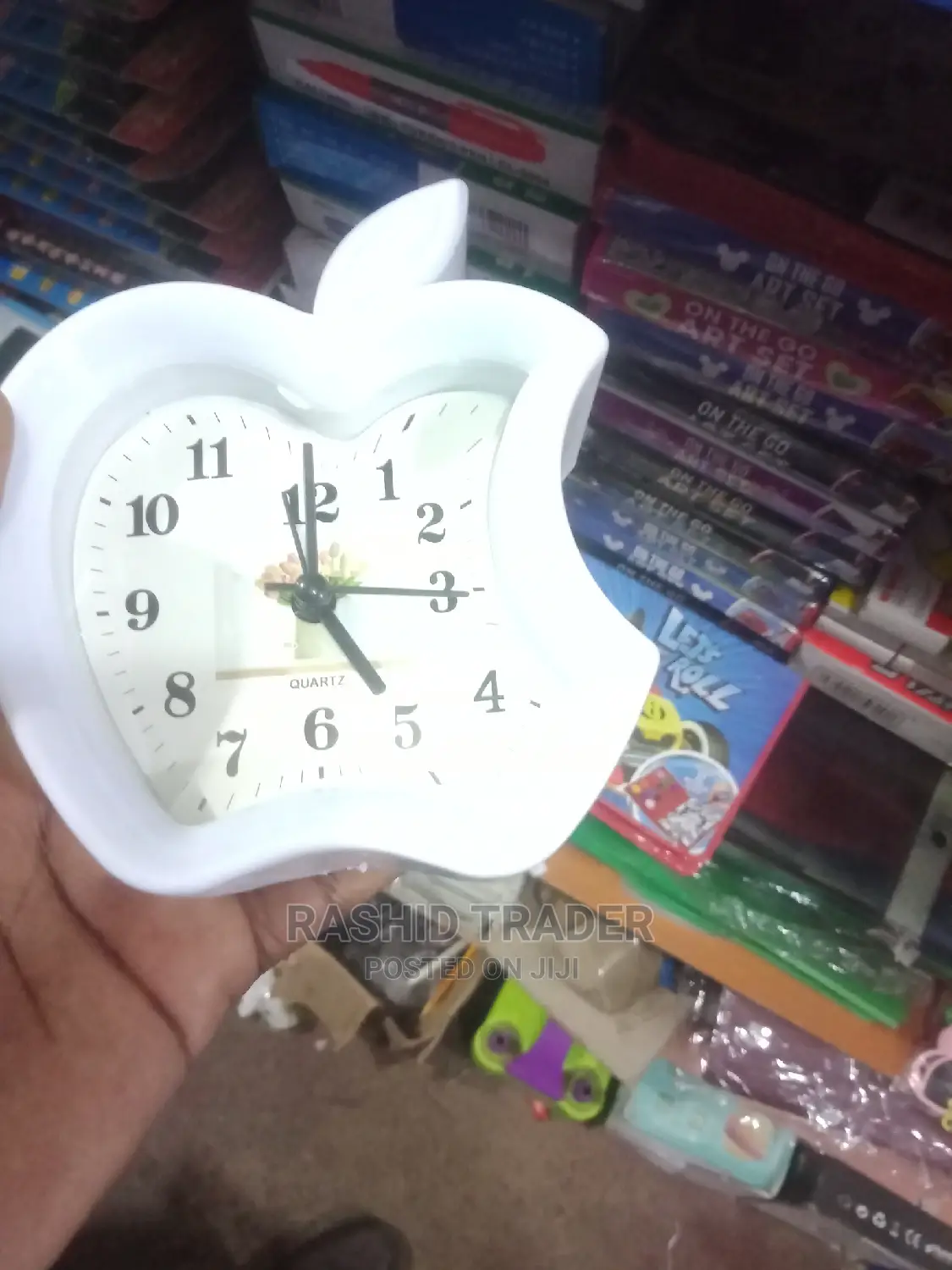 Kay Taste Apple Analogue Alarm