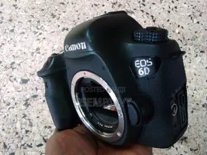 CANON EOS 6D Body (Prof. Camera).