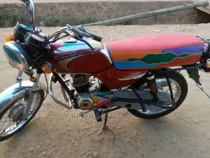 Bajaj Pulsar 150 2020 Pink