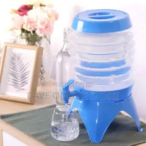 Collapsible Water Dispenser