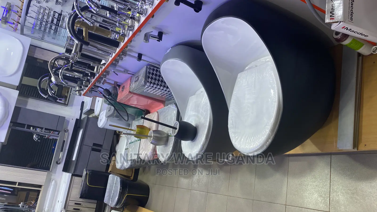 Toilet Seat Hd in Central Division Plumbing & Water Supply, Sanitary