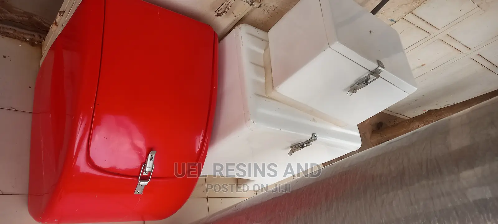 Mounted Rear Courier Box