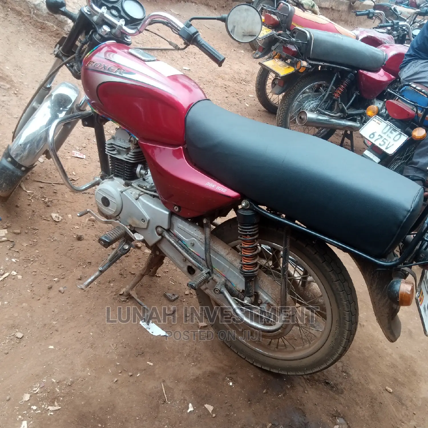 New Bajaj Boxer 100 2022 Brown